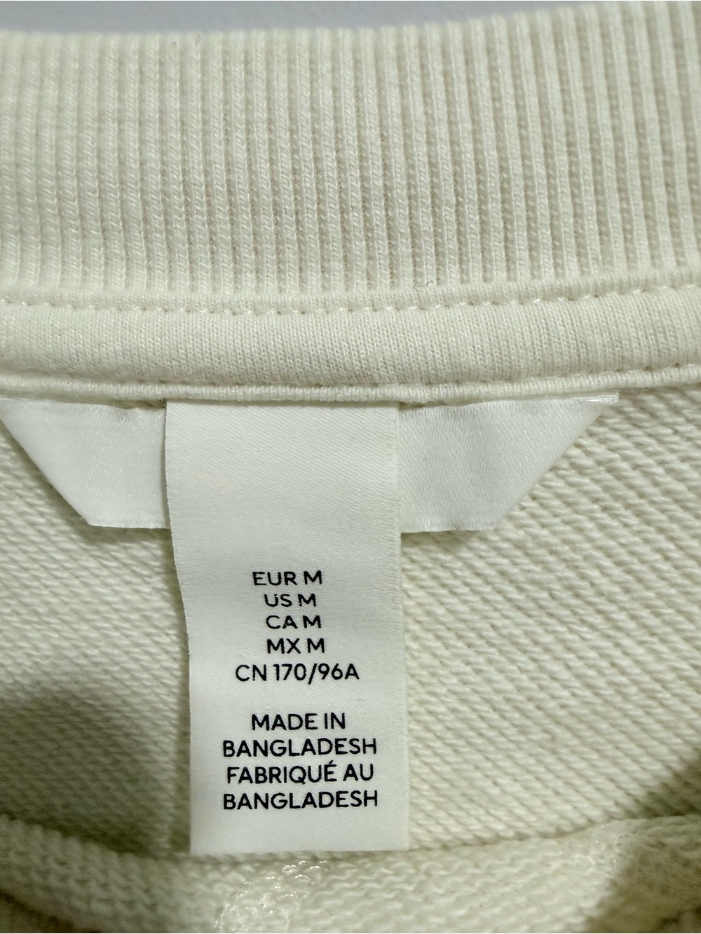 H&M New York sweatshirt - Picture 2 of 2